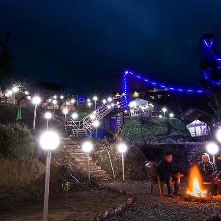 מוסורי Ghughuti Resort מראה חיצוני תמונה