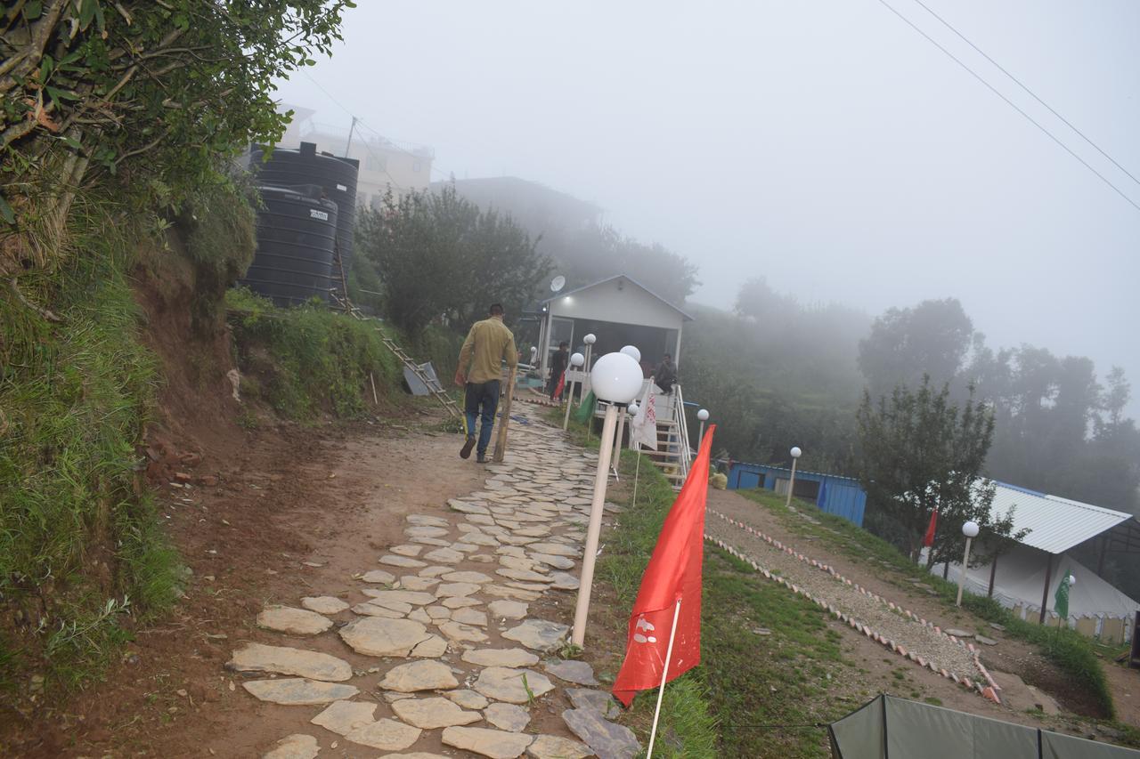 מוסורי Ghughuti Resort מראה חיצוני תמונה