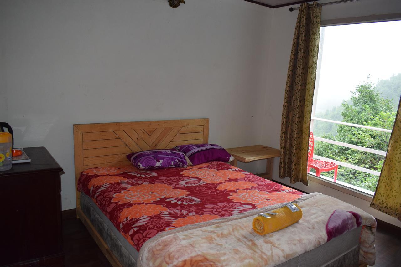 מוסורי Ghughuti Resort מראה חיצוני תמונה
