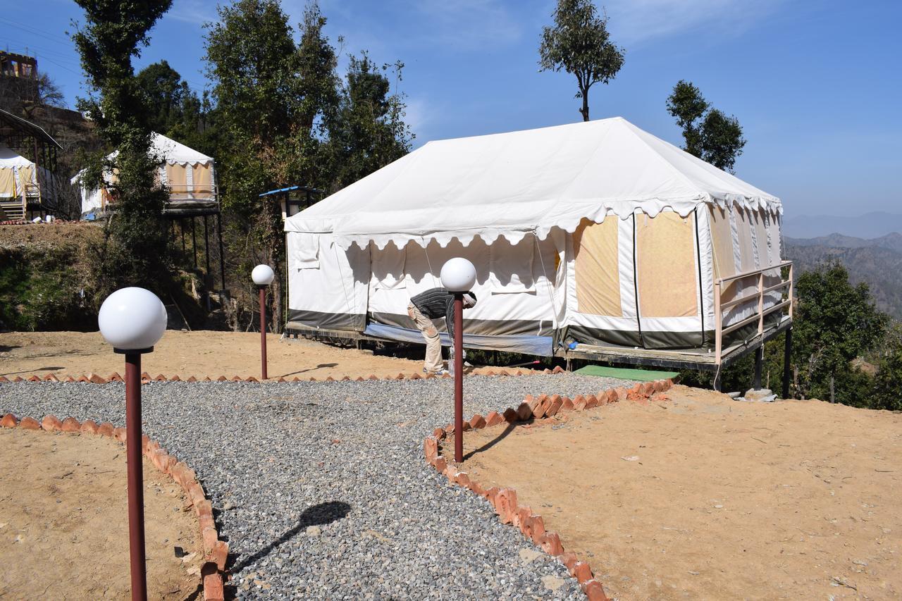 מוסורי Ghughuti Resort מראה חיצוני תמונה
