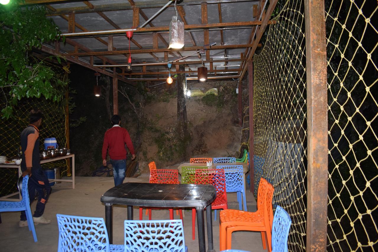 מוסורי Ghughuti Resort מראה חיצוני תמונה